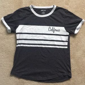 grey “California” t-shirt